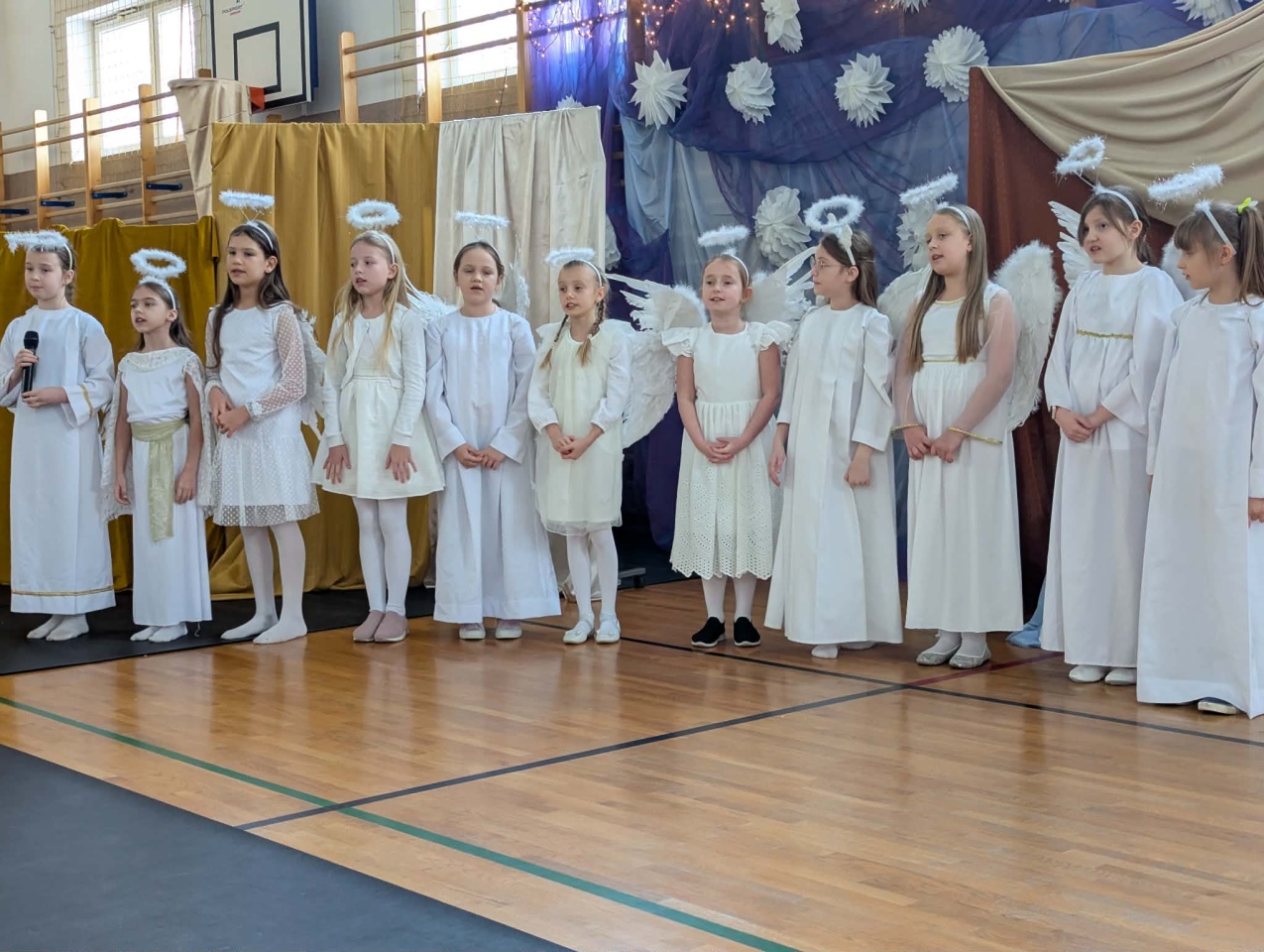 Jasełka i spotkanie pokoleń w Czerwinie [09.01.2026] - zdjęcie #8 - eOstroleka.pl