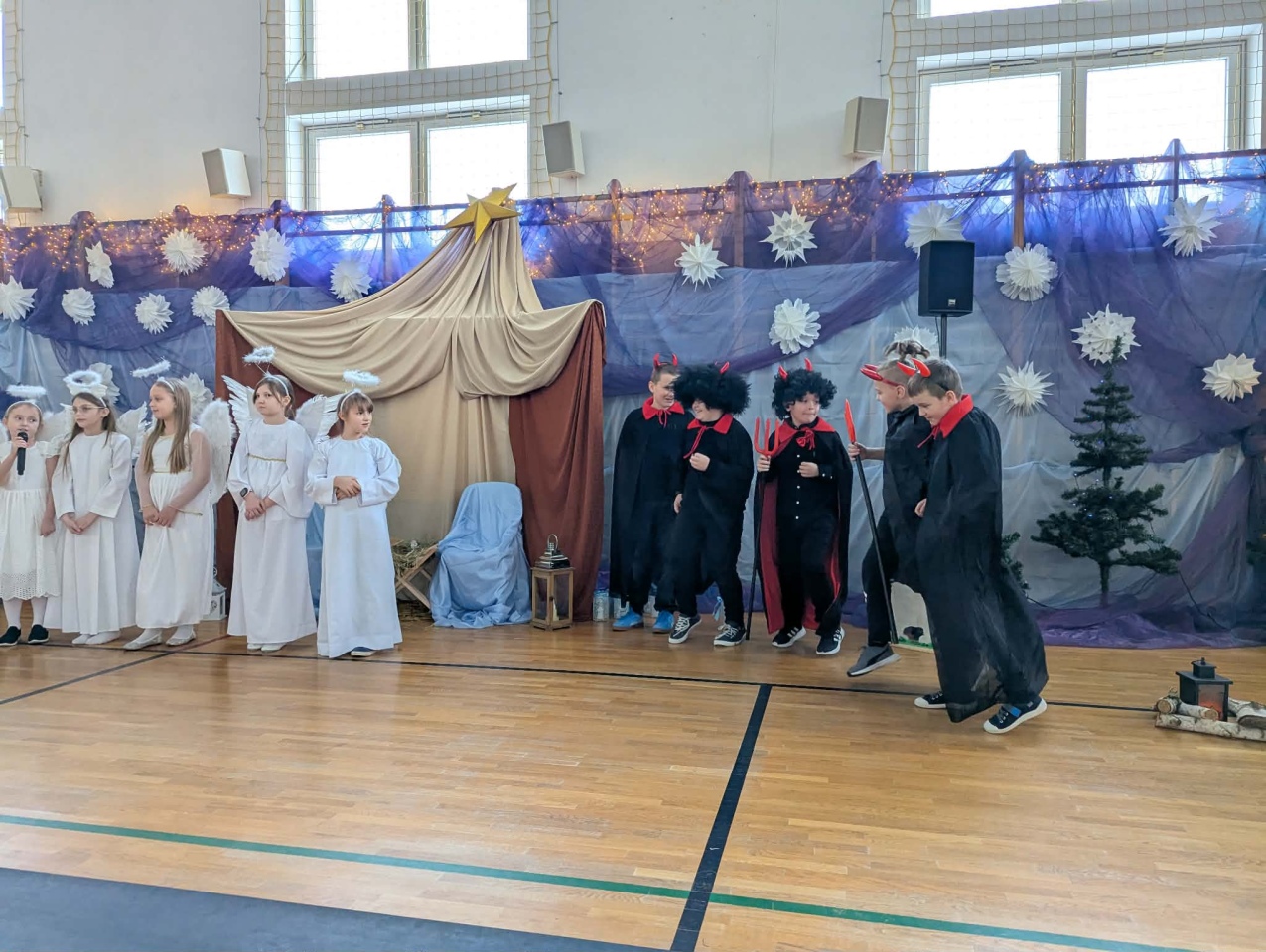 Jasełka i spotkanie pokoleń w Czerwinie [09.01.2026] - zdjęcie #2 - eOstroleka.pl