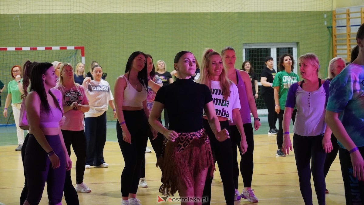 Ritmo A Mi - zumbowe otwarcie nowego roku [10.01.2026] - zdjęcie #69 - eOstroleka.pl