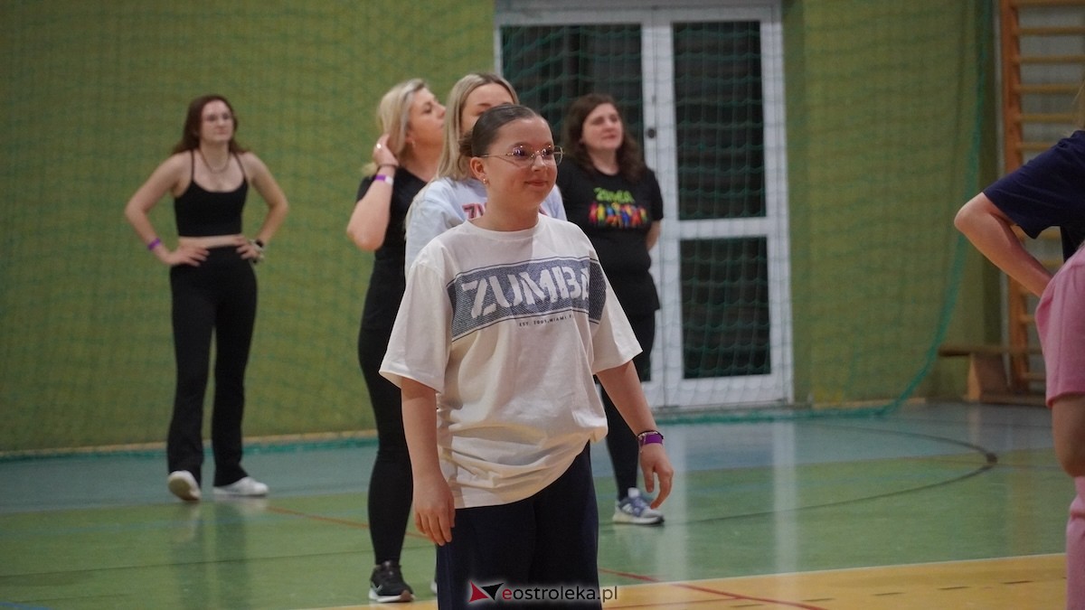 Ritmo A Mi - zumbowe otwarcie nowego roku [10.01.2026] - zdjęcie #64 - eOstroleka.pl