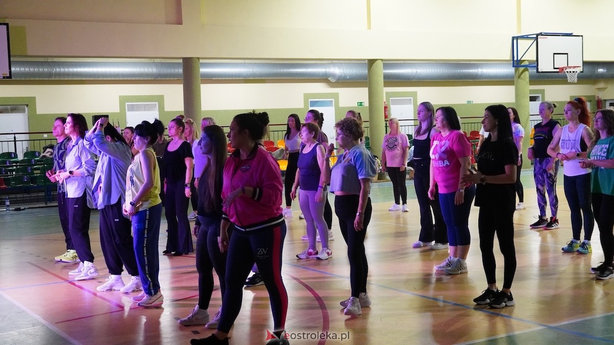 Ritmo A Mi - zumbowe otwarcie nowego roku [10.01.2026] - zdjęcie #53 - eOstroleka.pl