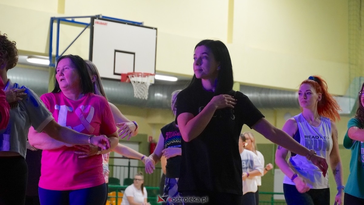 Ritmo A Mi - zumbowe otwarcie nowego roku [10.01.2026] - zdjęcie #48 - eOstroleka.pl