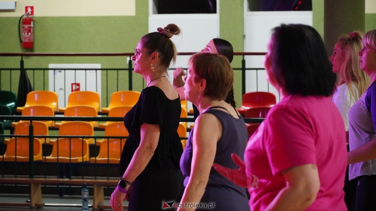 Ritmo A Mi - zumbowe otwarcie nowego roku [10.01.2026] - zdjęcie #43 - eOstroleka.pl