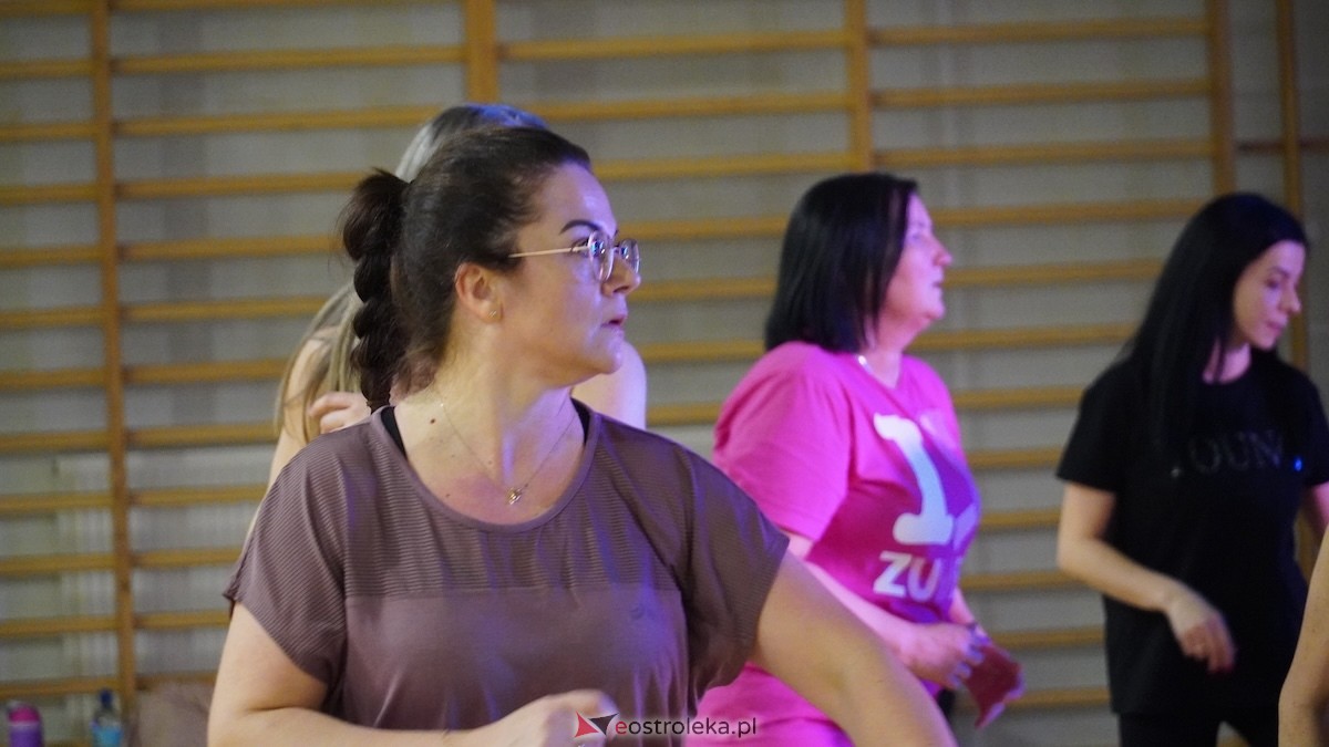 Ritmo A Mi - zumbowe otwarcie nowego roku [10.01.2026] - zdjęcie #39 - eOstroleka.pl