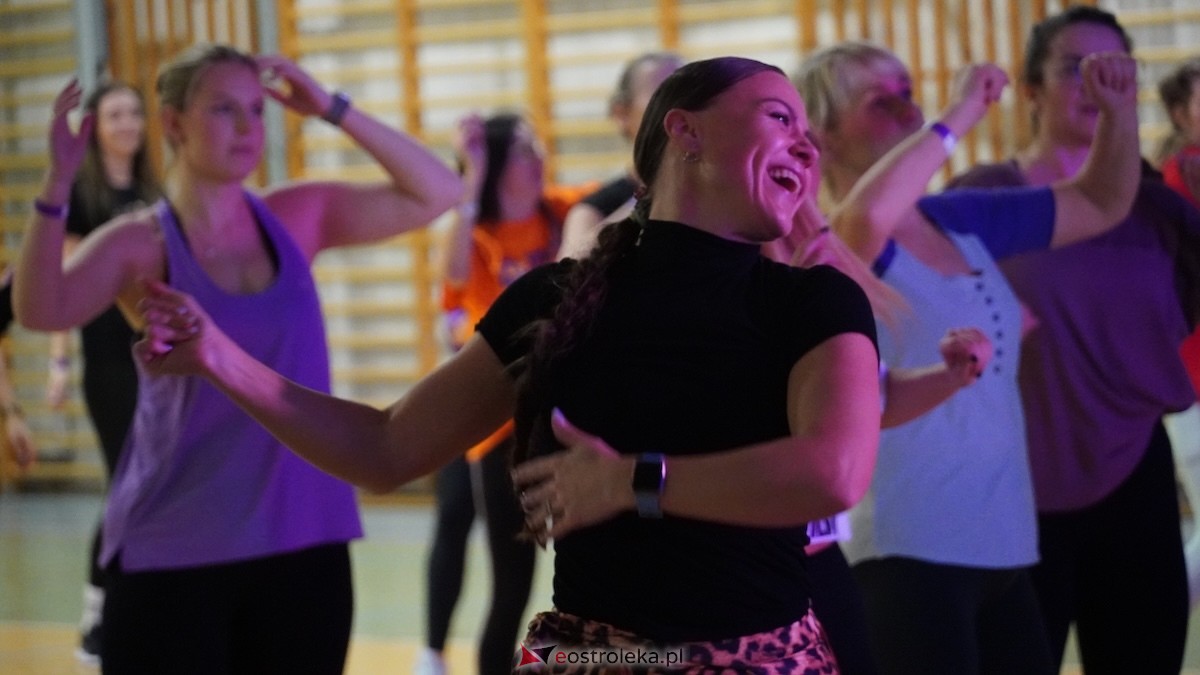 Ritmo A Mi - zumbowe otwarcie nowego roku [10.01.2026] - zdjęcie #33 - eOstroleka.pl