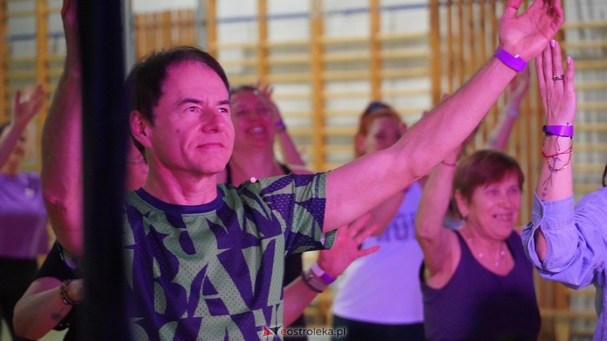 Ritmo A Mi - zumbowe otwarcie nowego roku [10.01.2026] - zdjęcie #29 - eOstroleka.pl