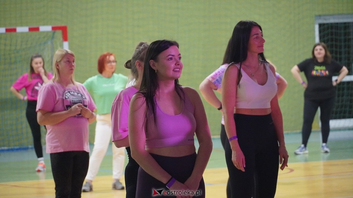 Ritmo A Mi - zumbowe otwarcie nowego roku [10.01.2026] - zdjęcie #25 - eOstroleka.pl