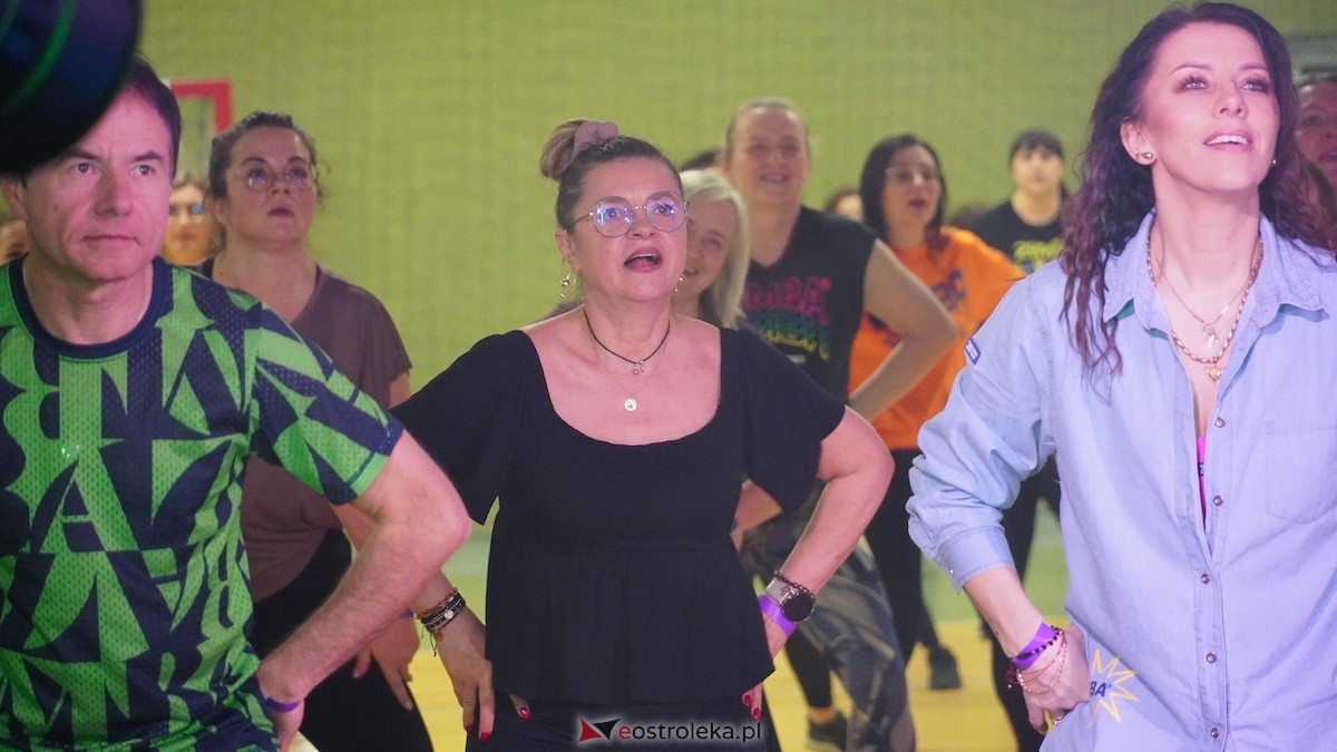 Ritmo A Mi - zumbowe otwarcie nowego roku [10.01.2026] - zdjęcie #22 - eOstroleka.pl
