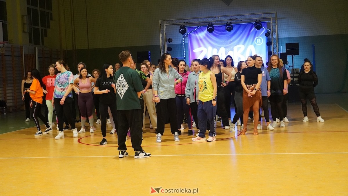 Ritmo A Mi - zumbowe otwarcie nowego roku [10.01.2026] - zdjęcie #12 - eOstroleka.pl