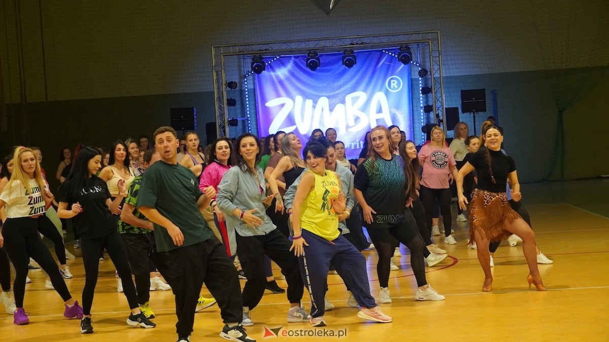 Ritmo A Mi - zumbowe otwarcie nowego roku [10.01.2026] - zdjęcie #8 - eOstroleka.pl