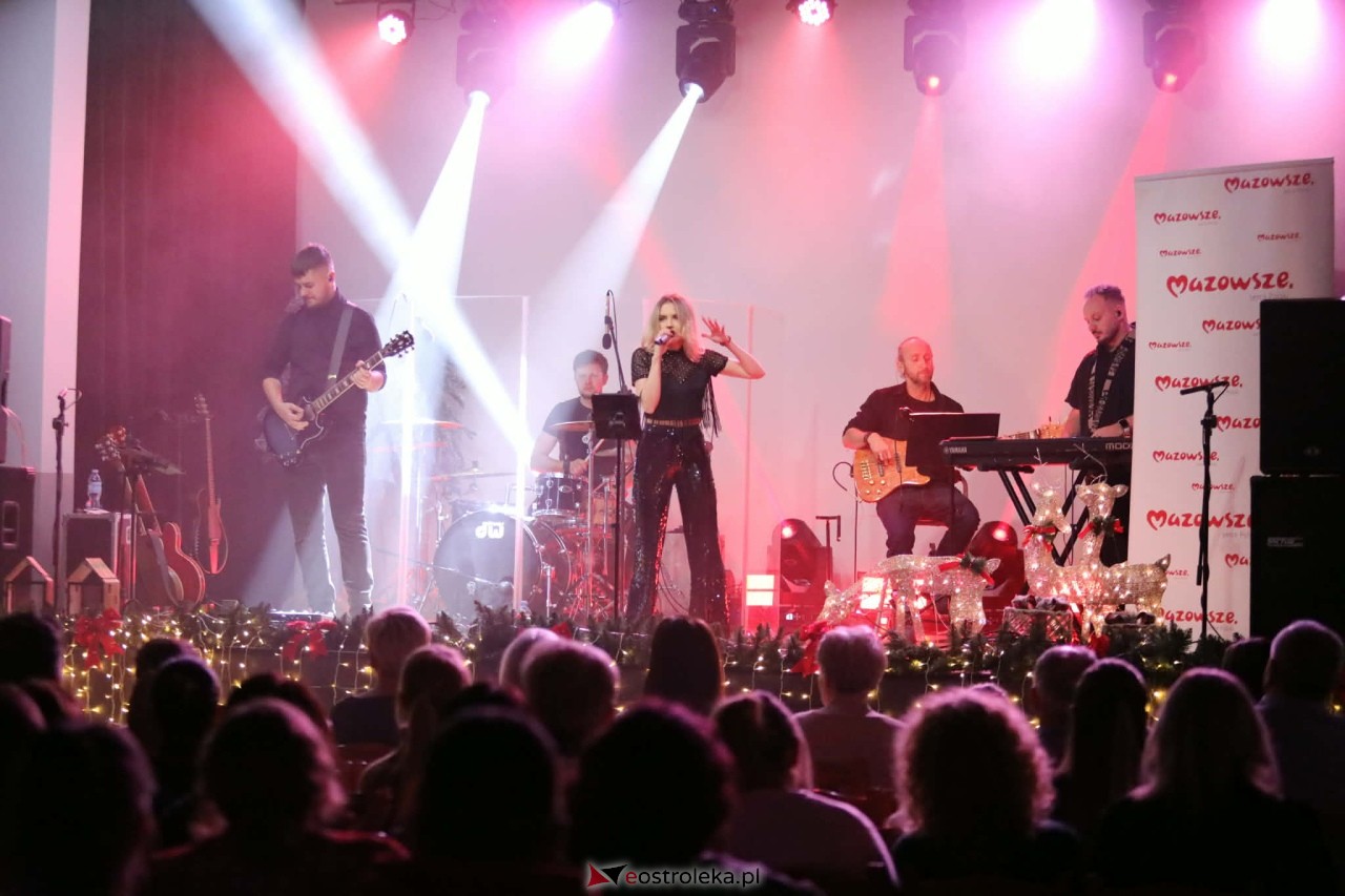 Koncert Kobiety polskiej estrady w CK-BiS [10.01.2026] - zdjęcie #50 - eOstroleka.pl