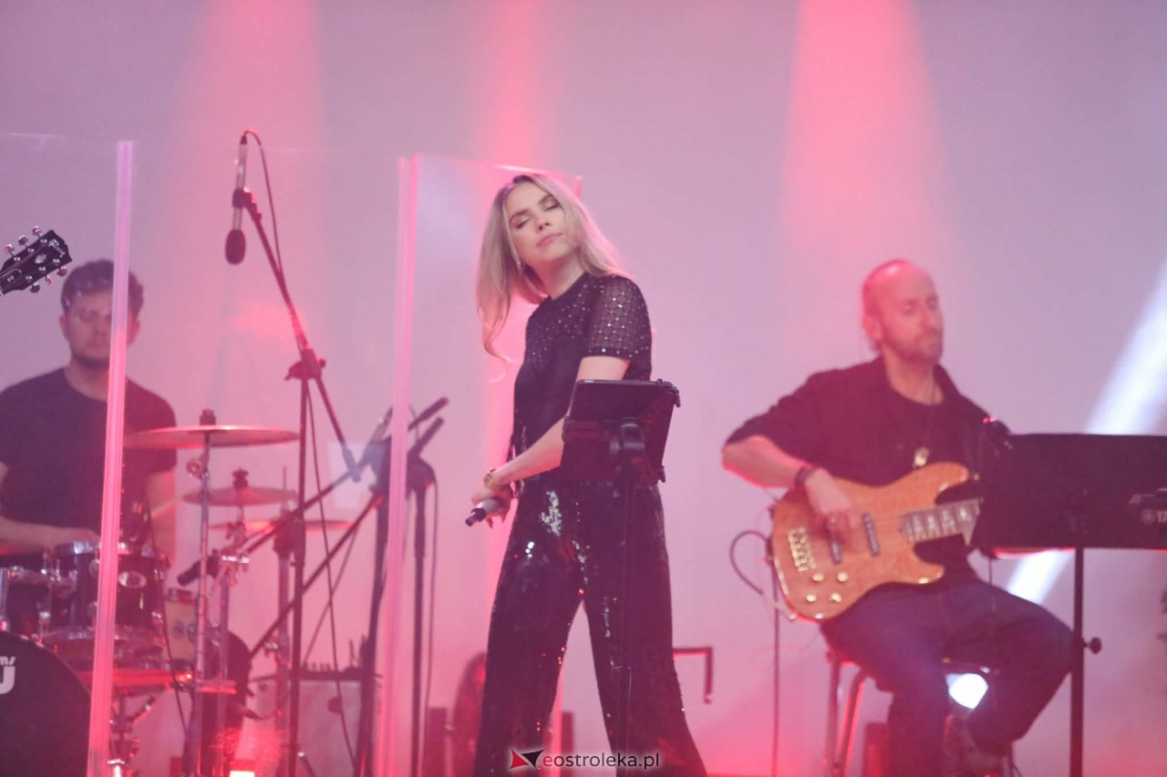 Koncert Kobiety polskiej estrady w CK-BiS [10.01.2026] - zdjęcie #31 - eOstroleka.pl