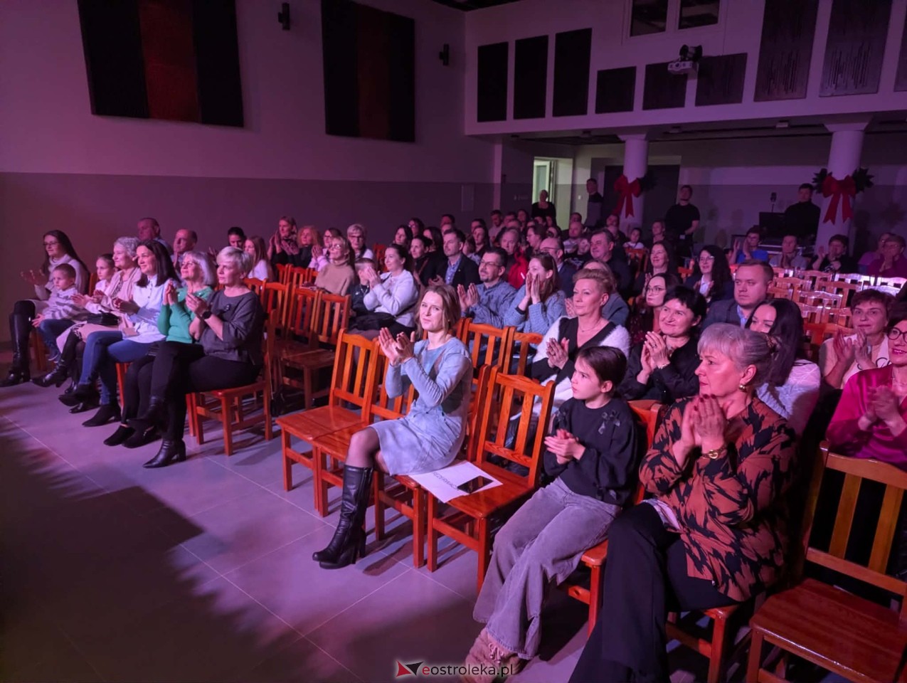 Koncert Kobiety polskiej estrady w CK-BiS [10.01.2026] - zdjęcie #28 - eOstroleka.pl