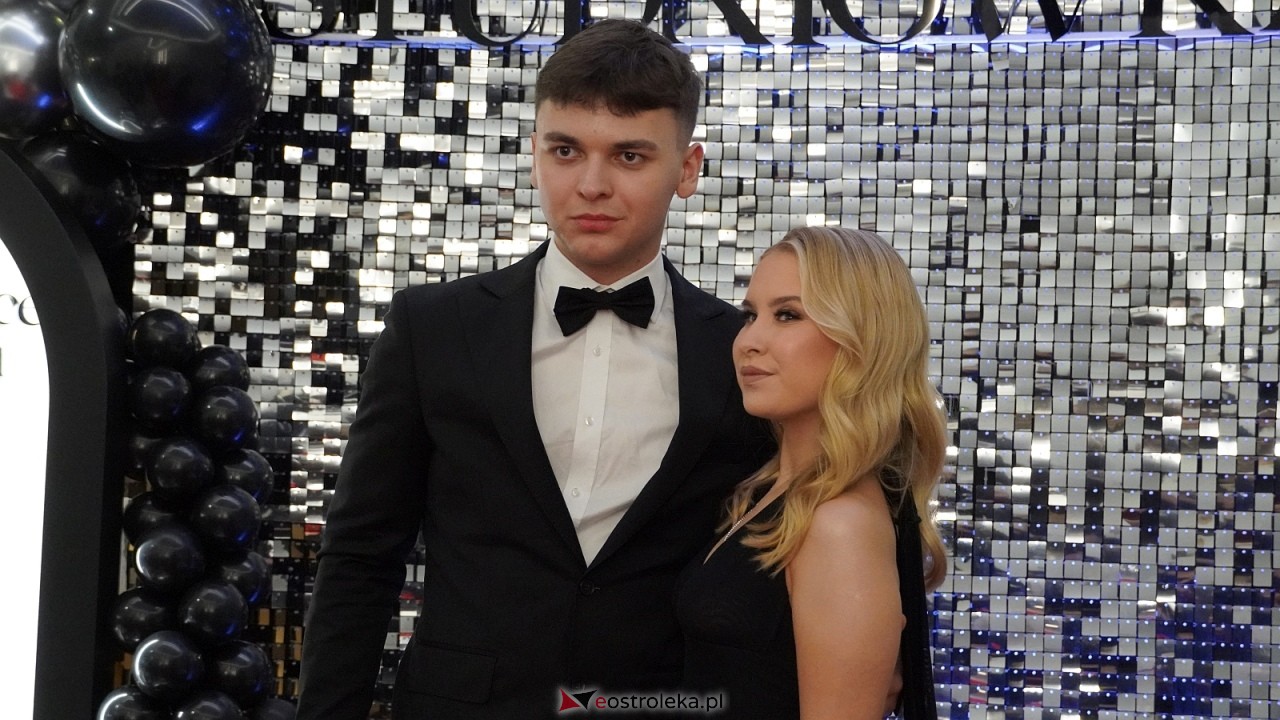 Studniówka II LO w Ostrołęce [10.01.2026] - zdjęcie #235 - eOstroleka.pl