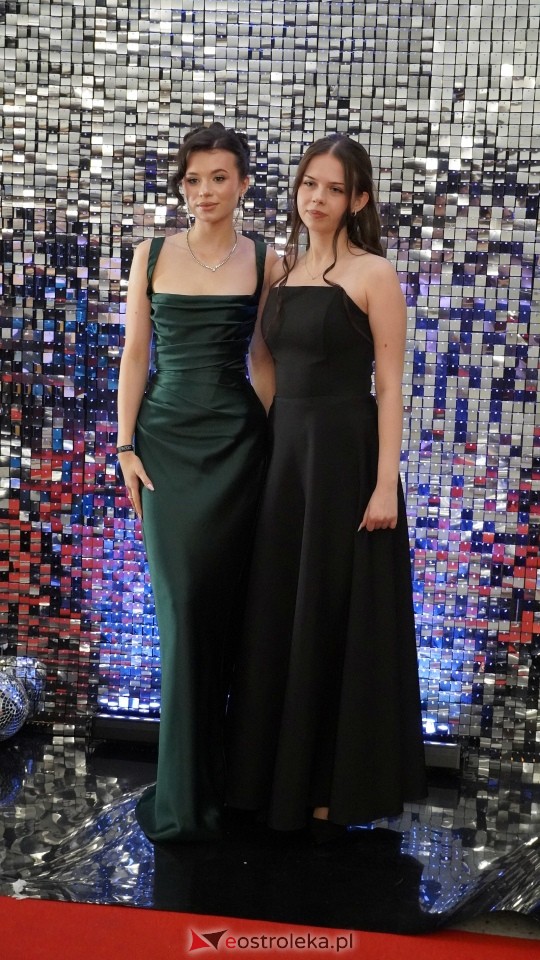 Studniówka II LO w Ostrołęce [10.01.2026] - zdjęcie #230 - eOstroleka.pl