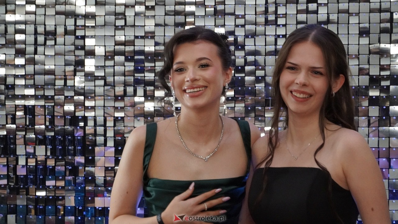 Studniówka II LO w Ostrołęce [10.01.2026] - zdjęcie #229 - eOstroleka.pl