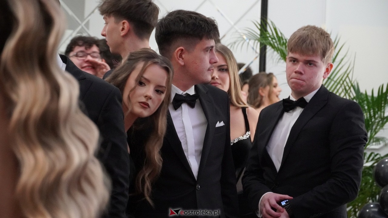 Studniówka II LO w Ostrołęce [10.01.2026] - zdjęcie #215 - eOstroleka.pl