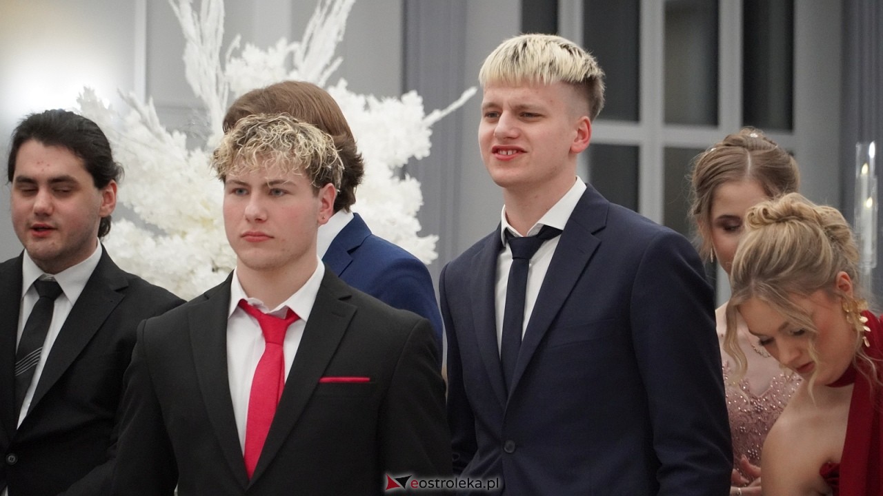 Studniówka II LO w Ostrołęce [10.01.2026] - zdjęcie #187 - eOstroleka.pl