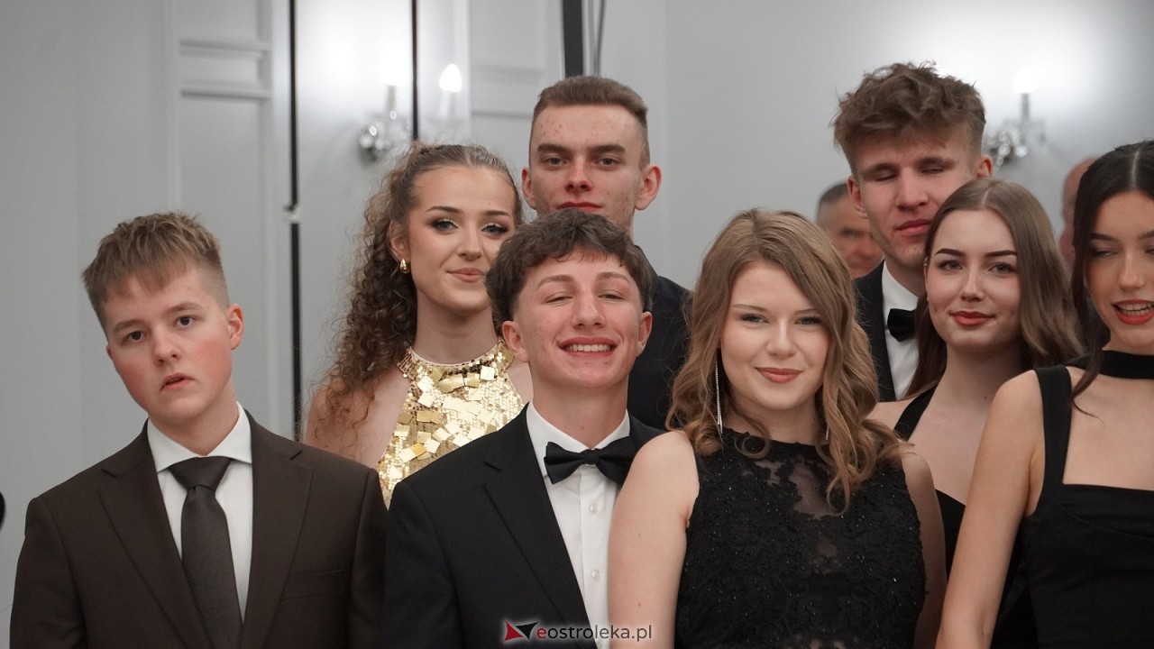 Studniówka II LO w Ostrołęce [10.01.2026] - zdjęcie #122 - eOstroleka.pl