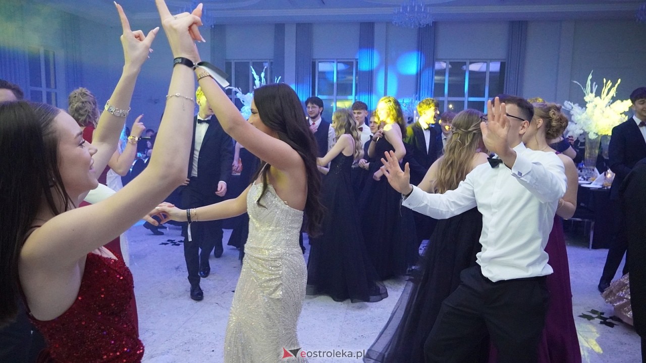 Studniówka II LO w Ostrołęce [10.01.2026] - zdjęcie #91 - eOstroleka.pl