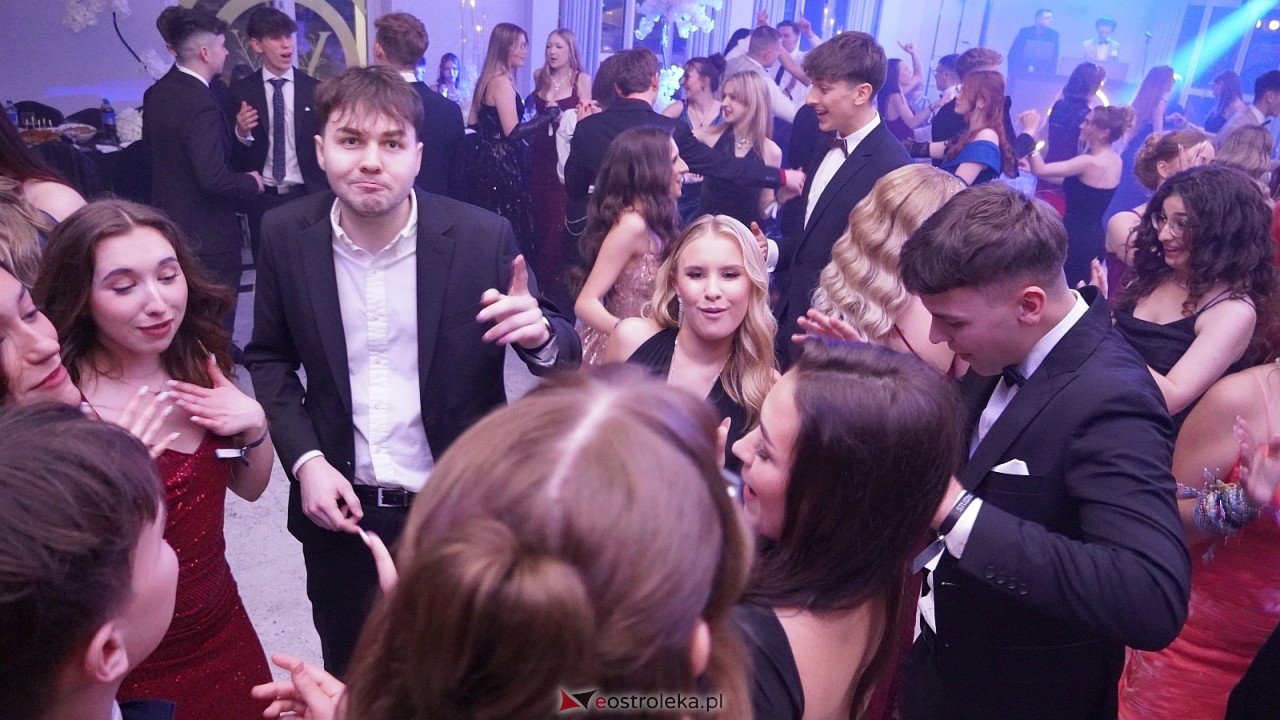 Studniówka II LO w Ostrołęce [10.01.2026] - zdjęcie #72 - eOstroleka.pl