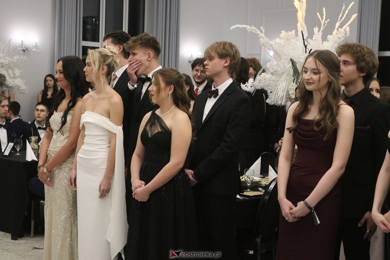 Studniówka II LO w Ostrołęce [10.01.2026] - zdjęcie #357 - eOstroleka.pl