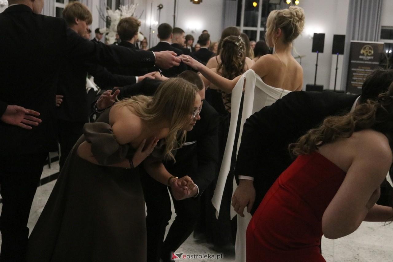 Studniówka II LO w Ostrołęce [10.01.2026] - zdjęcie #316 - eOstroleka.pl