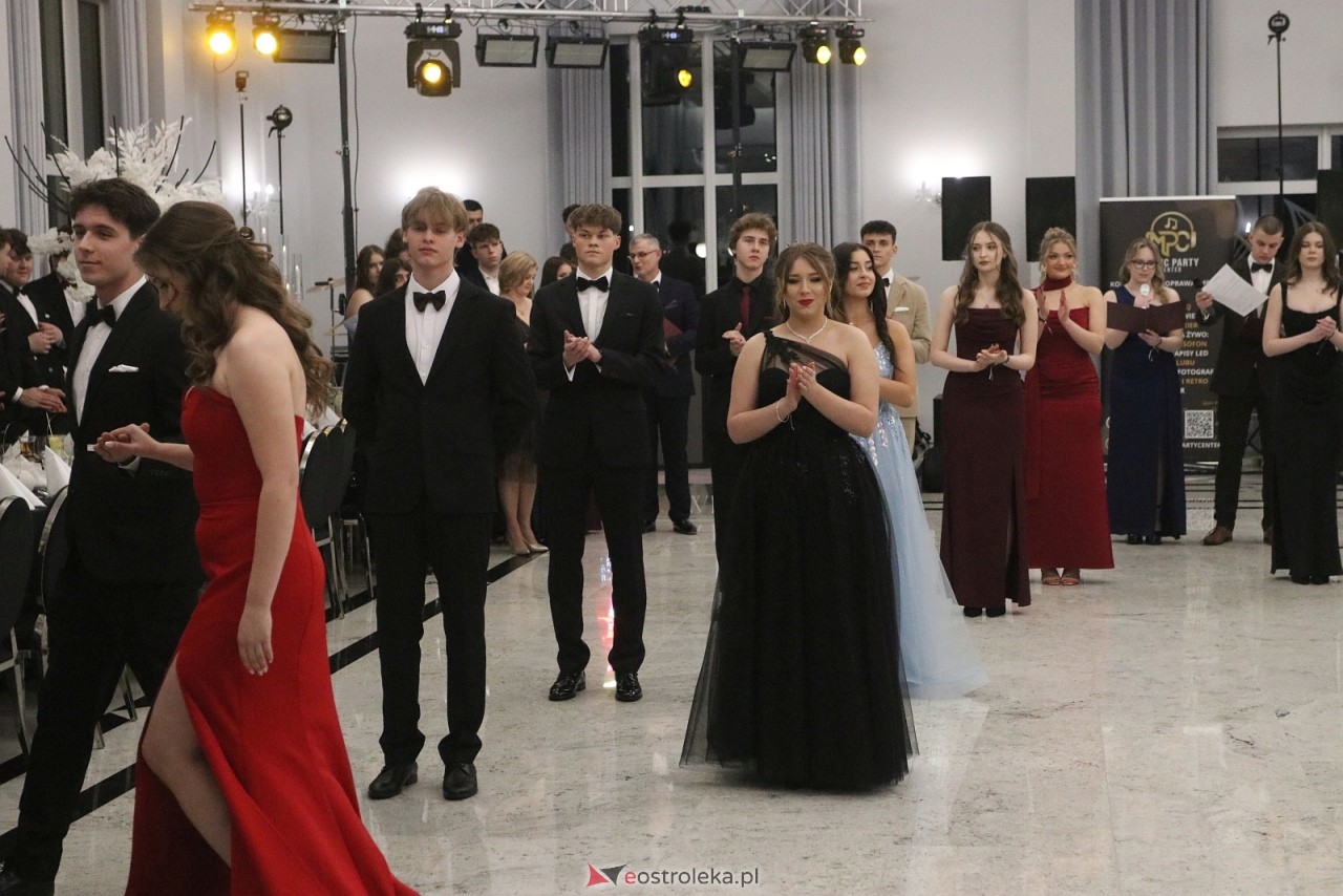 Studniówka II LO w Ostrołęce [10.01.2026] - zdjęcie #264 - eOstroleka.pl