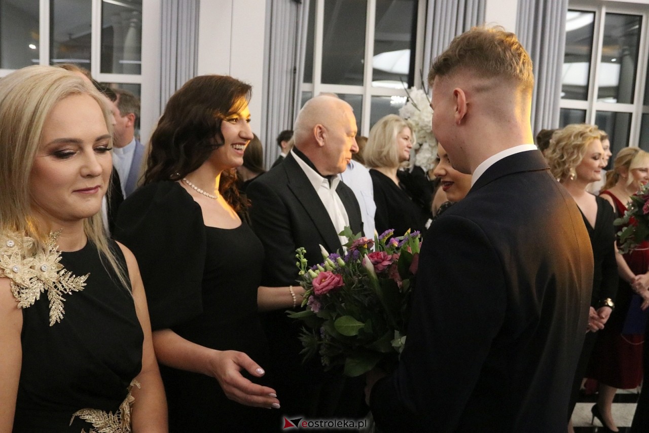 Studniówka II LO w Ostrołęce [10.01.2026] - zdjęcie #262 - eOstroleka.pl