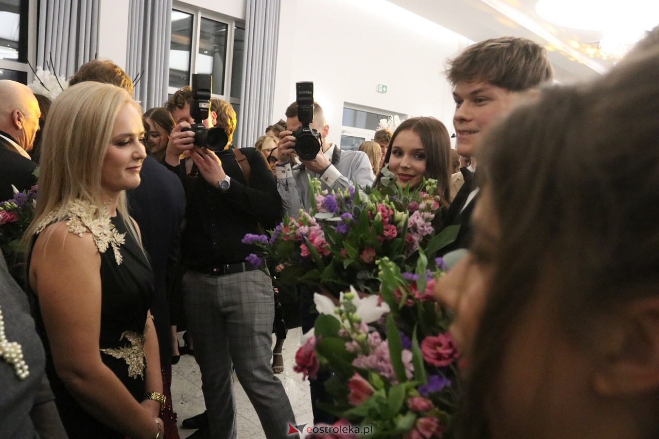 Studniówka II LO w Ostrołęce [10.01.2026] - zdjęcie #258 - eOstroleka.pl