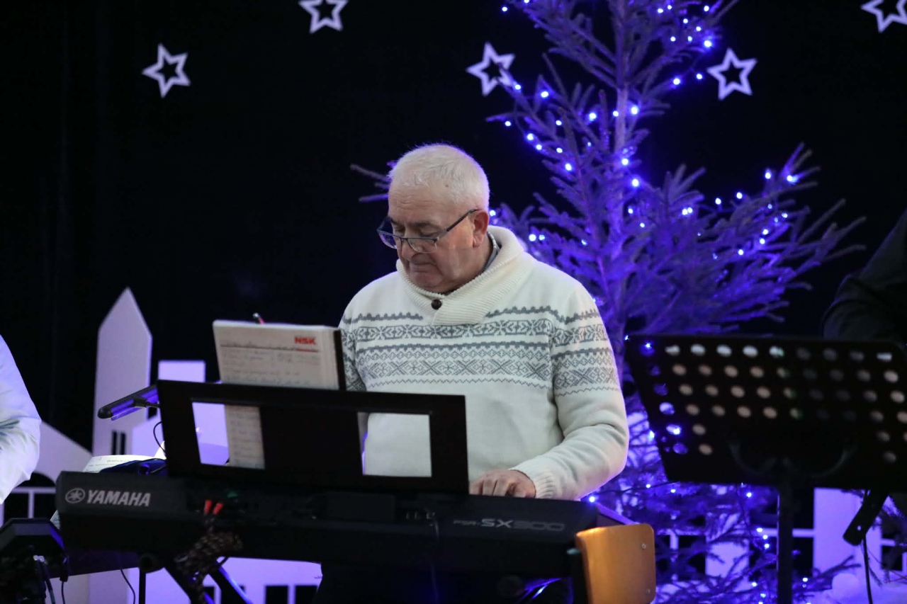 Koncert kolęd  „Niech narodzi się Twoja miłość w nas...” [11.01.2026] - zdjęcie #54 - eOstroleka.pl