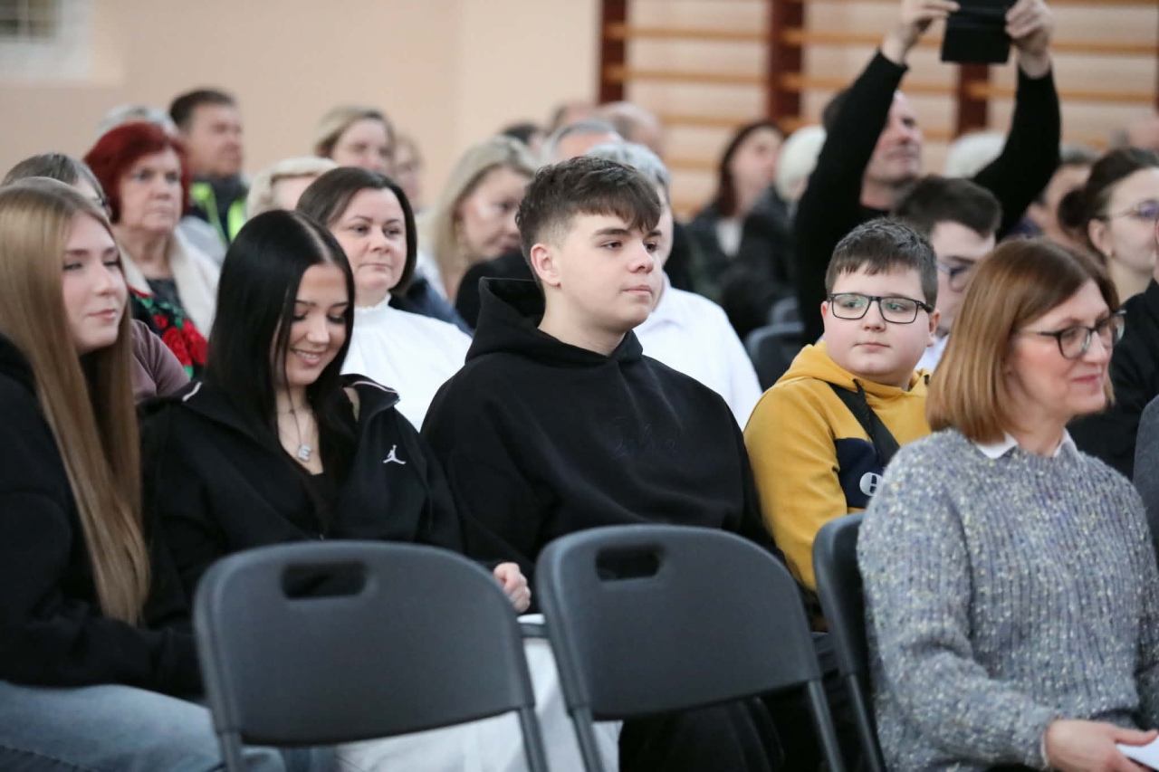 Koncert kolęd  „Niech narodzi się Twoja miłość w nas...” [11.01.2026] - zdjęcie #43 - eOstroleka.pl