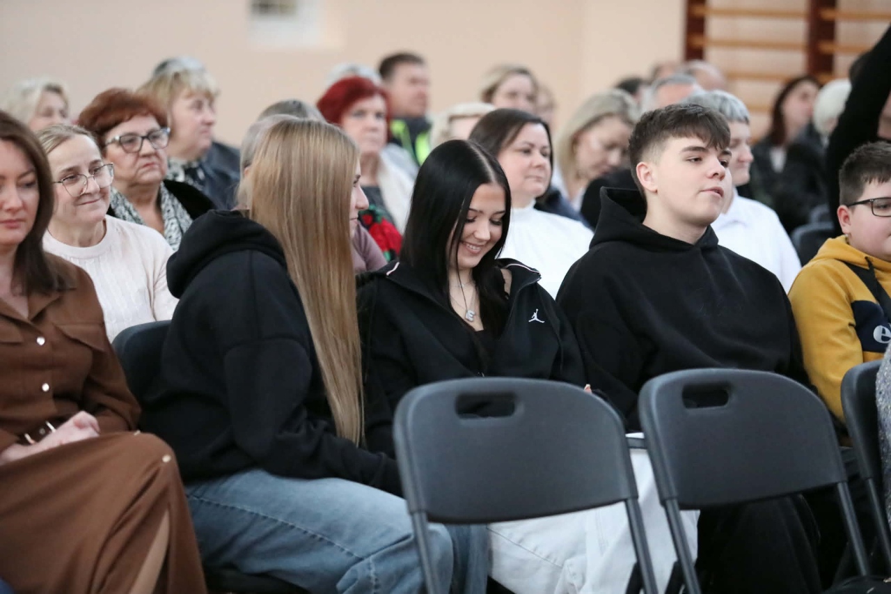 Koncert kolęd  „Niech narodzi się Twoja miłość w nas...” [11.01.2026] - zdjęcie #37 - eOstroleka.pl