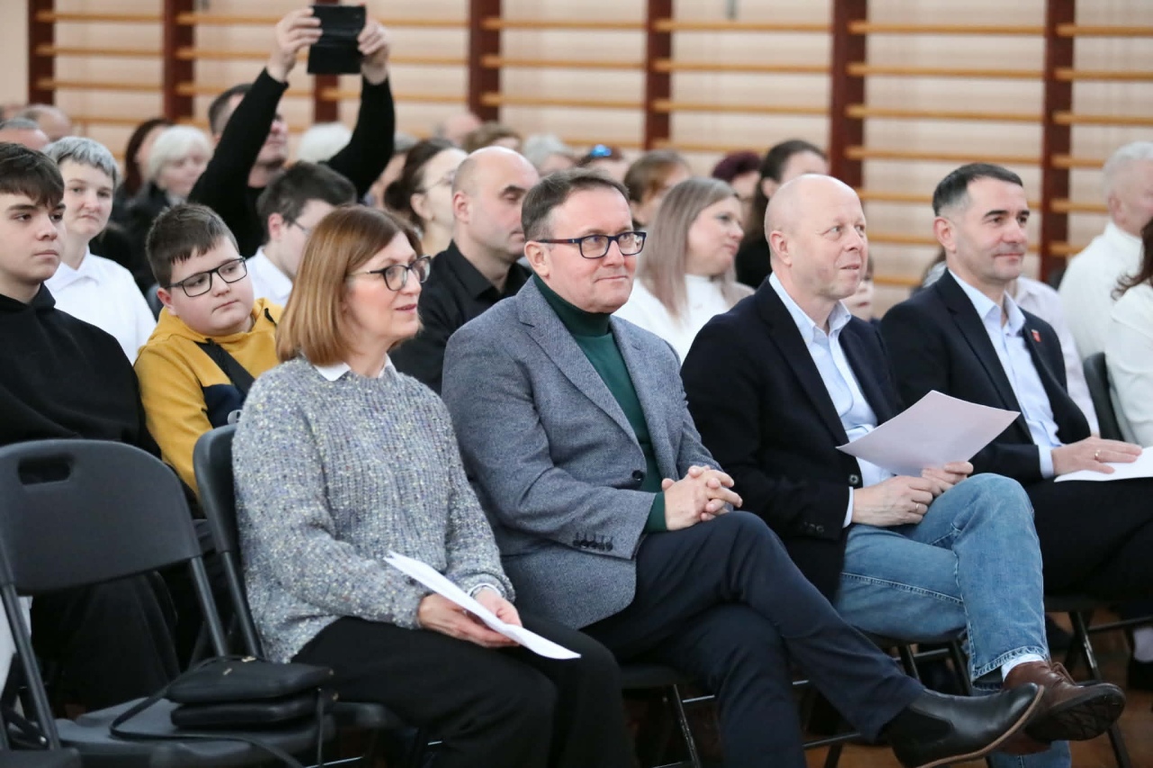 Koncert kolęd  „Niech narodzi się Twoja miłość w nas...” [11.01.2026] - zdjęcie #22 - eOstroleka.pl