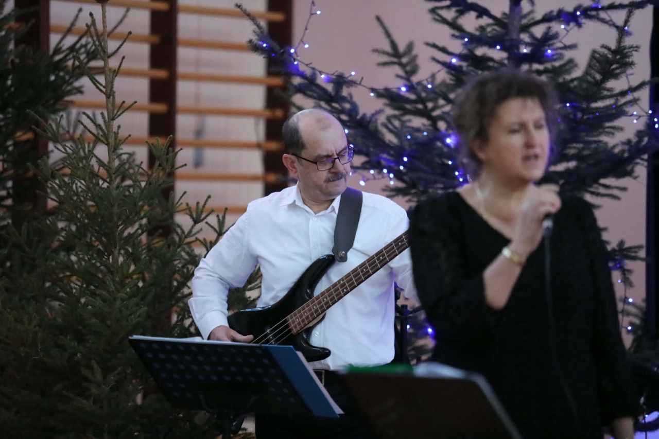 Koncert kolęd  „Niech narodzi się Twoja miłość w nas...” [11.01.2026] - zdjęcie #18 - eOstroleka.pl