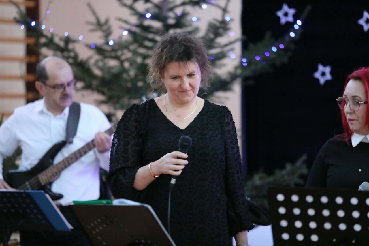 Koncert kolęd  „Niech narodzi się Twoja miłość w nas...” [11.01.2026] - zdjęcie #2 - eOstroleka.pl