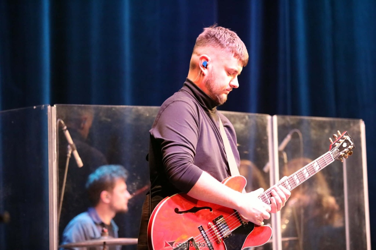 Koncert Kobiety polskiej estrady w Muzeum Żołnierzy Wyklętych [11.01.2026] - zdjęcie #47 - eOstroleka.pl