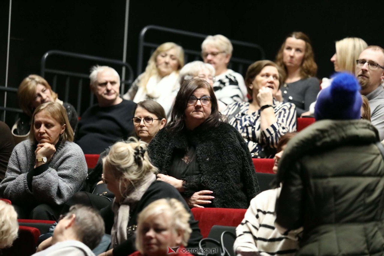 Koncert Kobiety polskiej estrady w Muzeum Żołnierzy Wyklętych [11.01.2026] - zdjęcie #26 - eOstroleka.pl