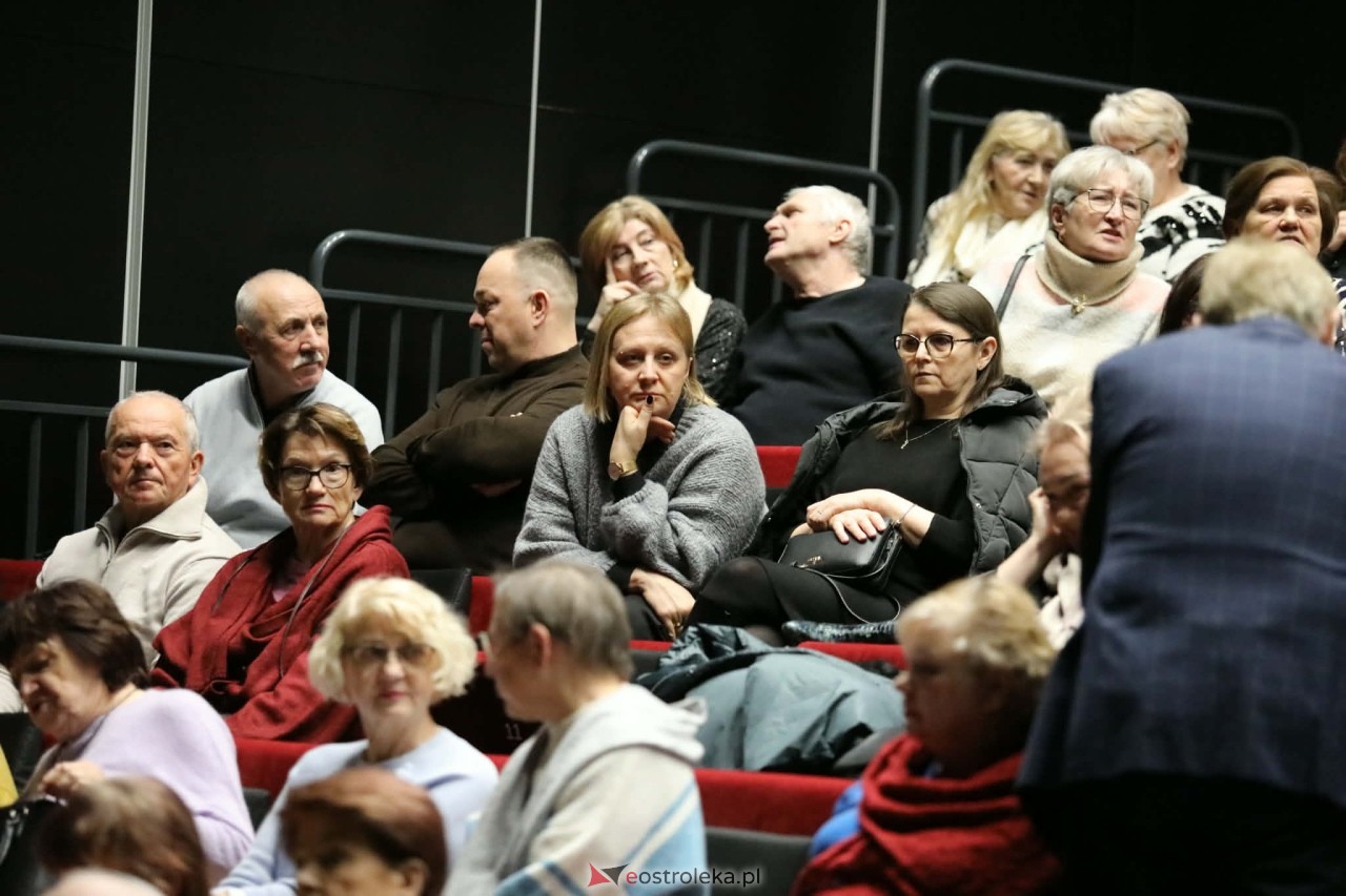 Koncert Kobiety polskiej estrady w Muzeum Żołnierzy Wyklętych [11.01.2026] - zdjęcie #17 - eOstroleka.pl