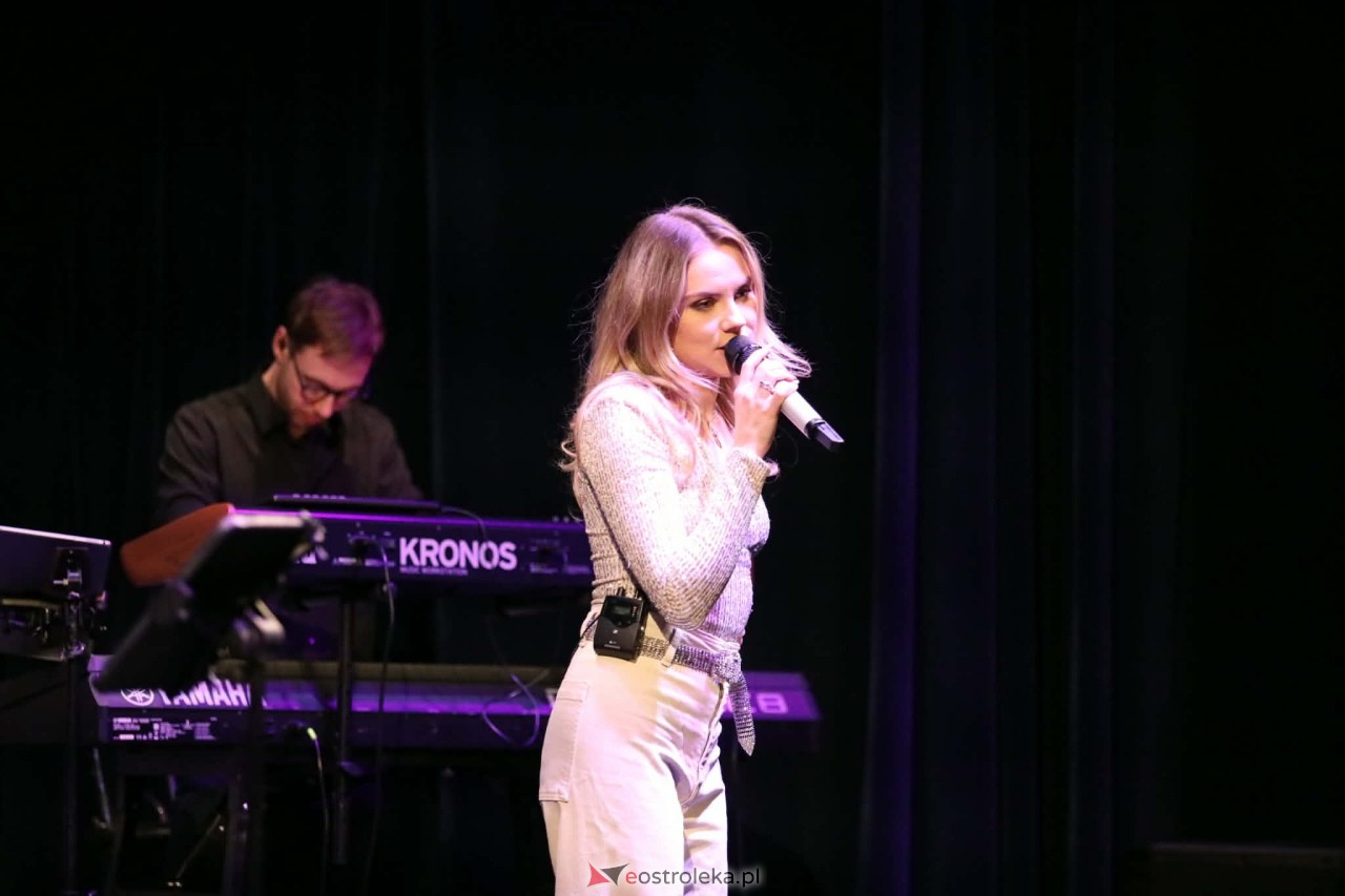 Koncert Kobiety polskiej estrady w Muzeum Żołnierzy Wyklętych [11.01.2026] - zdjęcie #1 - eOstroleka.pl