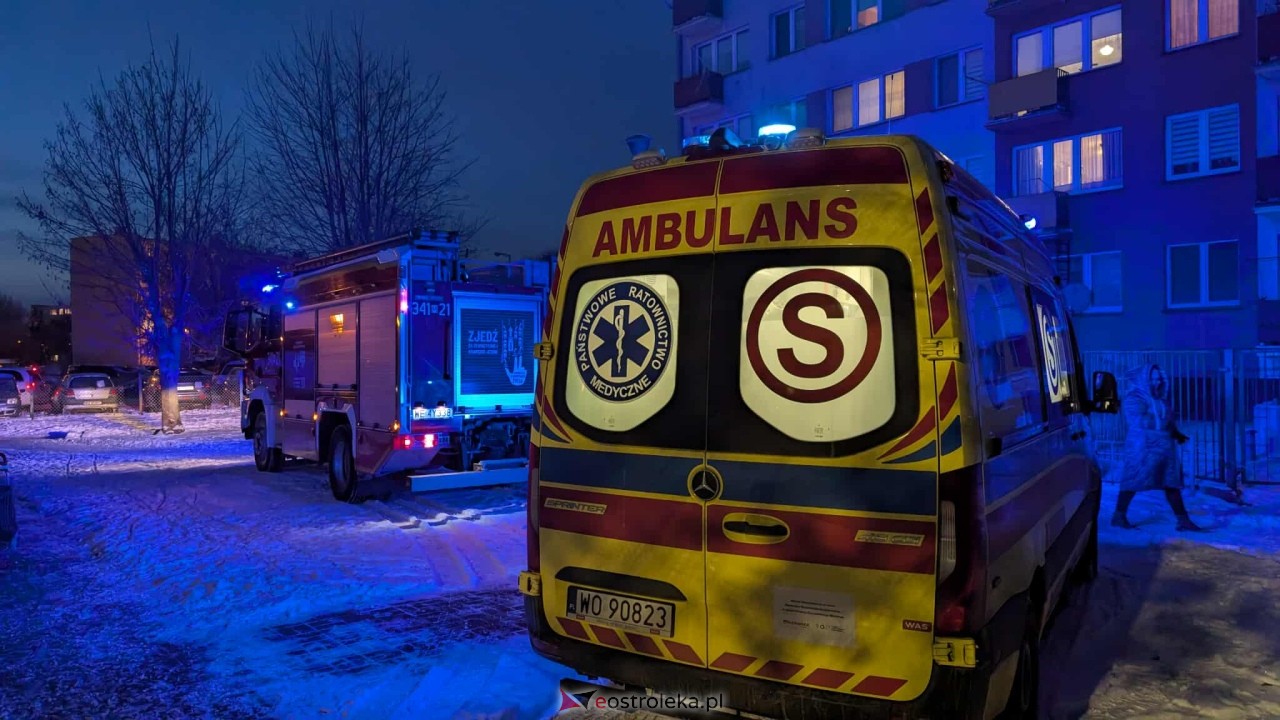 Akcja służb ratunkowych na 11 Listopada w Ostrołęce [12.01.2026] - zdjęcie #3 - eOstroleka.pl