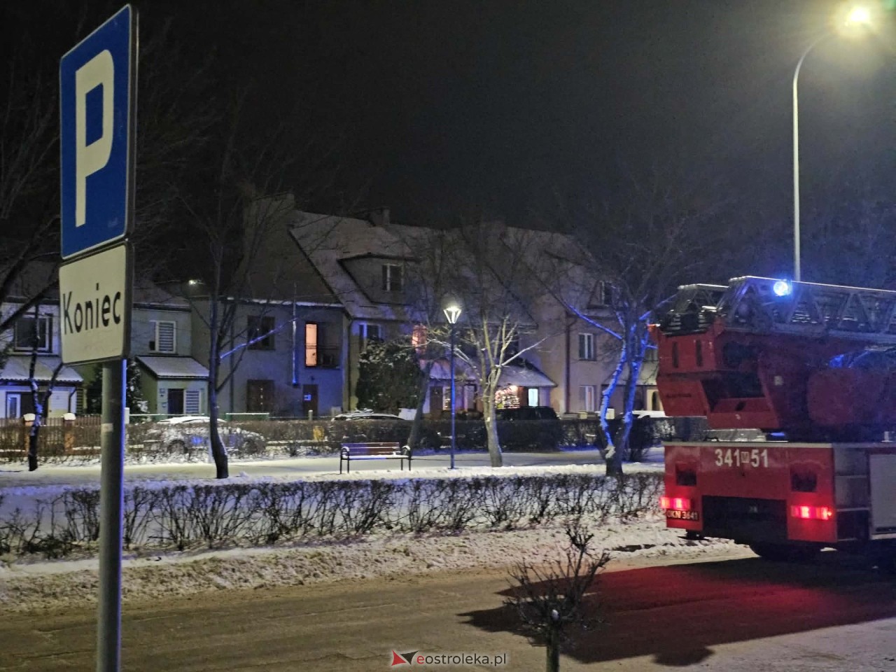 Akcja ratunkowa na Sobieskiego w Ostrołęce [13.01.2025] - zdjęcie #6 - eOstroleka.pl