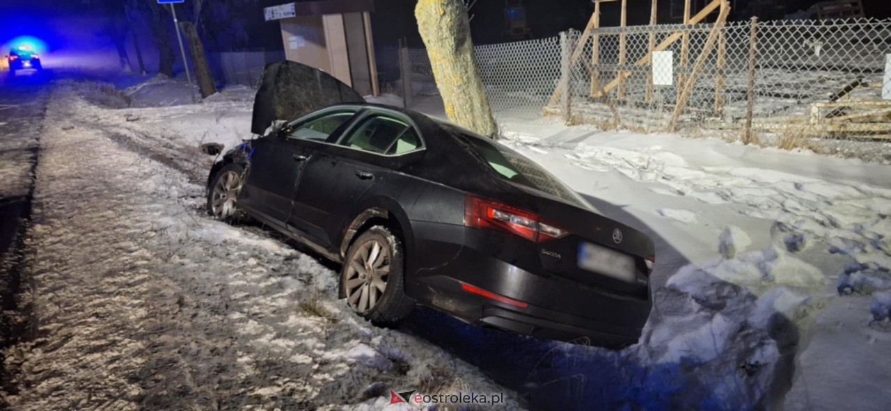 Wypadek w Dylewie [13.01.2026] - zdjęcie #1 - eOstroleka.pl