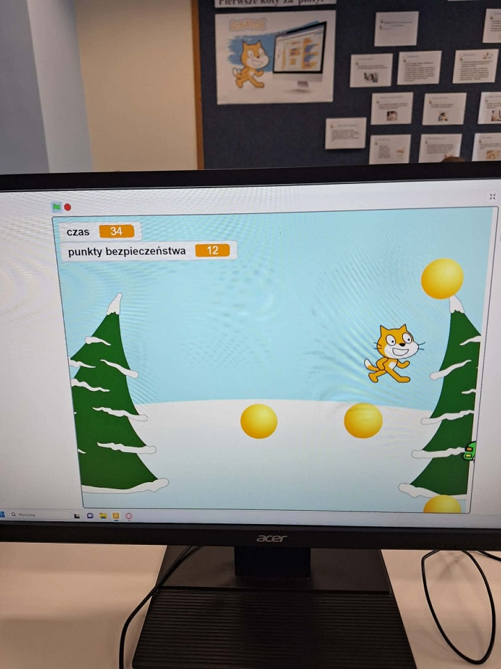 Bezpieczne ferie – programujemy w Scratchu w SP 10 w Ostrołęce - zdjęcie #16 - eOstroleka.pl