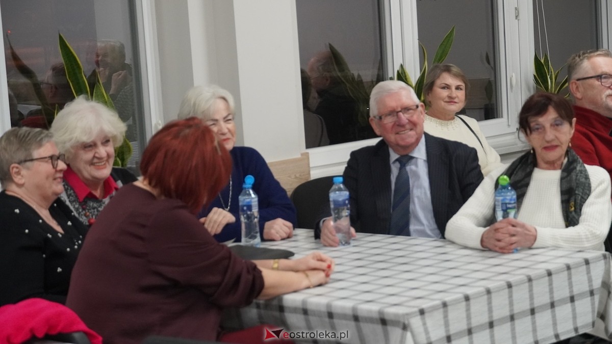 Spotkanie seniorów z Podsekretarzem Stanu w Ministerstwie Rodziny, Pracy i Polityki Społecznej [16.02.2026]  - zdjęcie #23 - eOstroleka.pl