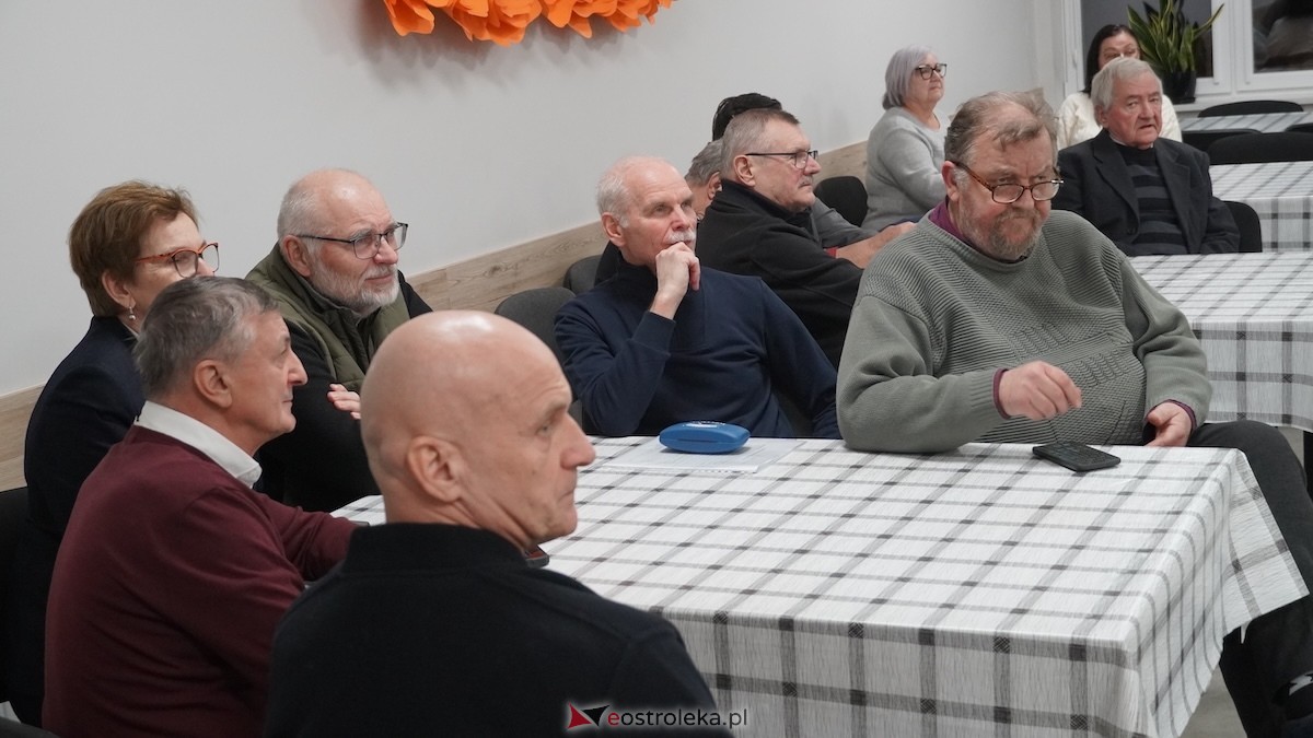 Spotkanie seniorów z Podsekretarzem Stanu w Ministerstwie Rodziny, Pracy i Polityki Społecznej [16.02.2026]  - zdjęcie #18 - eOstroleka.pl