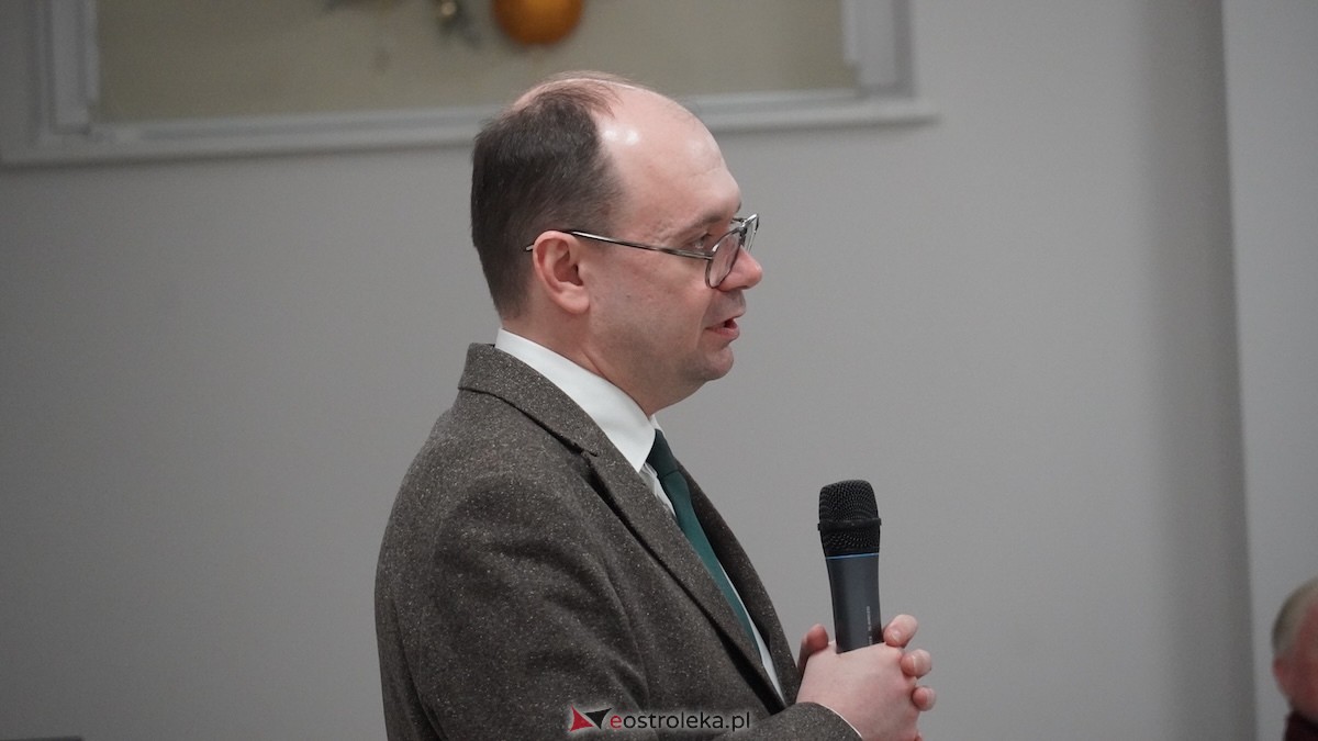 Spotkanie seniorów z Podsekretarzem Stanu w Ministerstwie Rodziny, Pracy i Polityki Społecznej [16.02.2026]  - zdjęcie #2 - eOstroleka.pl