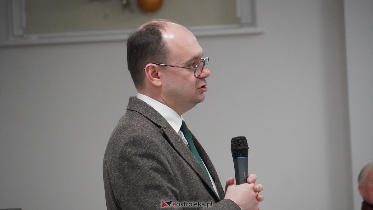 Spotkanie seniorów z Podsekretarzem Stanu w Ministerstwie Rodziny, Pracy i Polityki Społecznej [16.02.2026]  - zdjęcie #1 - eOstroleka.pl