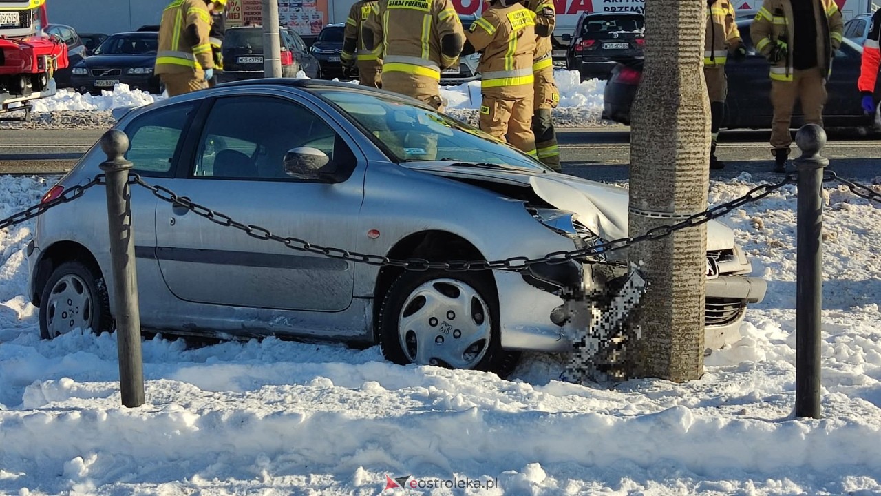 Wypadek w Kadzidle [17.01.2026] - zdjęcie #6 - eOstroleka.pl