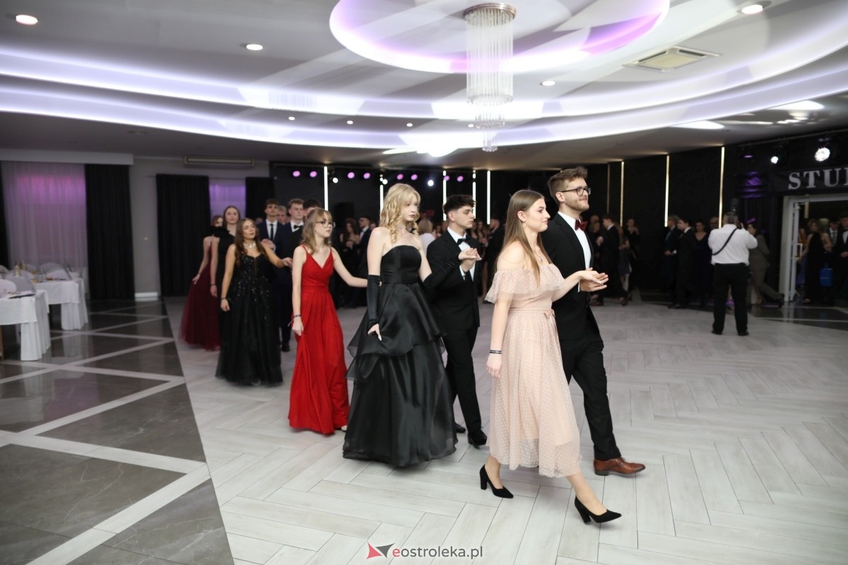 Studniówka I LO w Ostrołęce [17.01.2026] - zdjęcie #461 - eOstroleka.pl